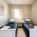 Host Wise - Terrace Delight House W Private Jacuzzi * بورتو