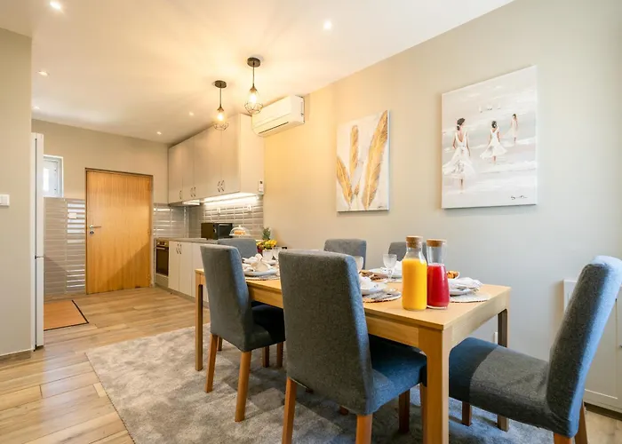 Host Wise - Terrace Delight House W Private Jacuzzi